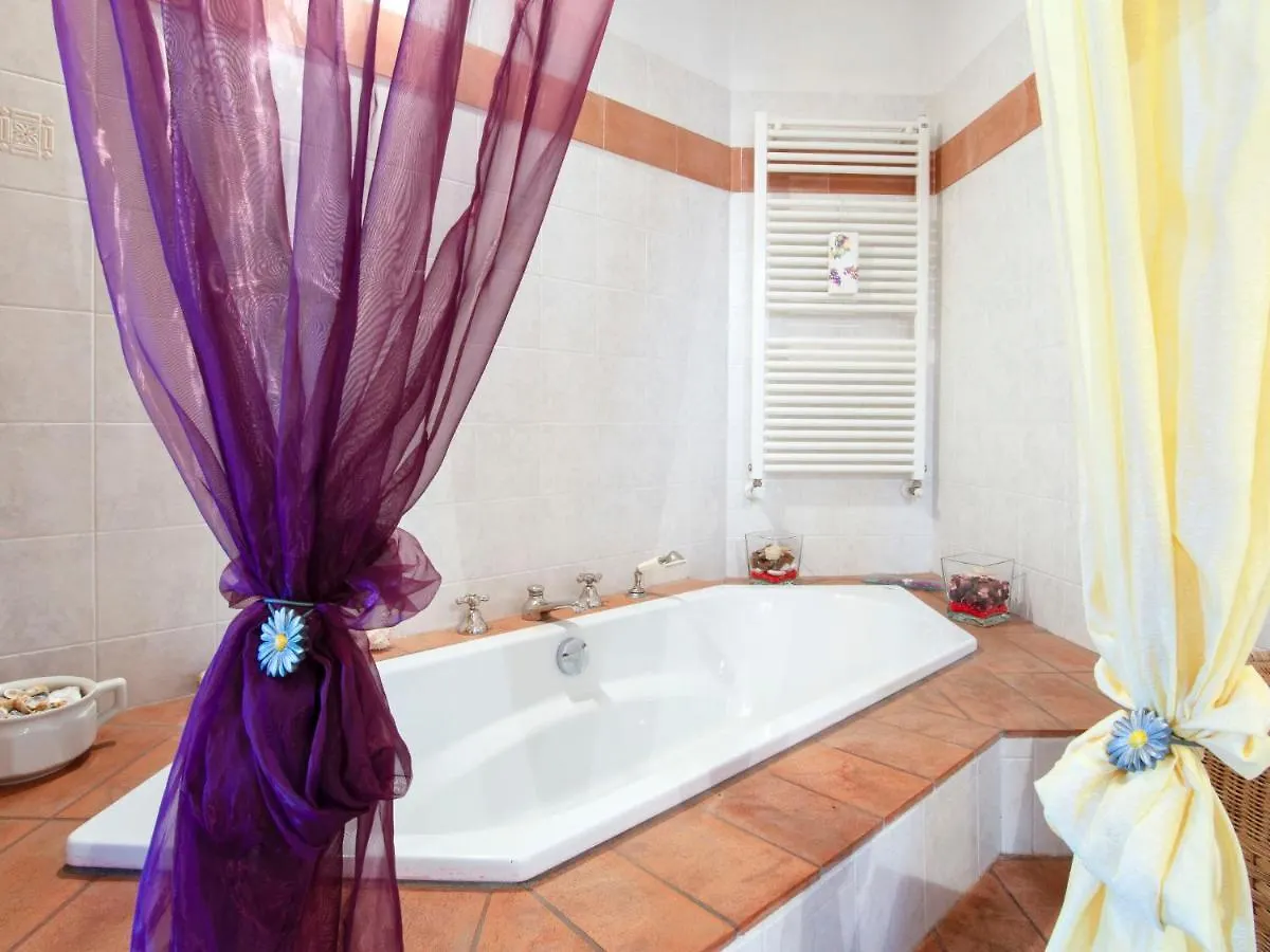 Casa vacanze Locazione Turistica Villa Madda Dongo Italia